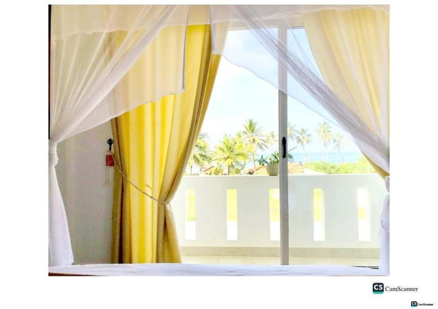 Ayona Beach Villa Katuneriya Oda fotoğraf